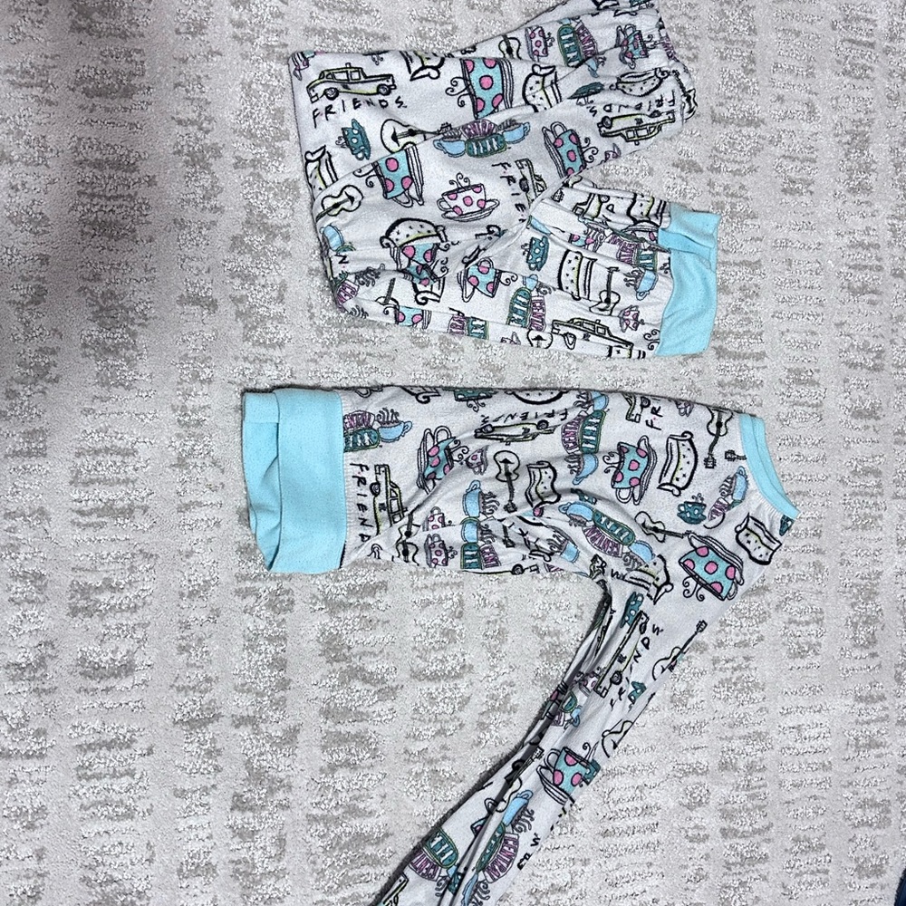 FRIENDS pj set